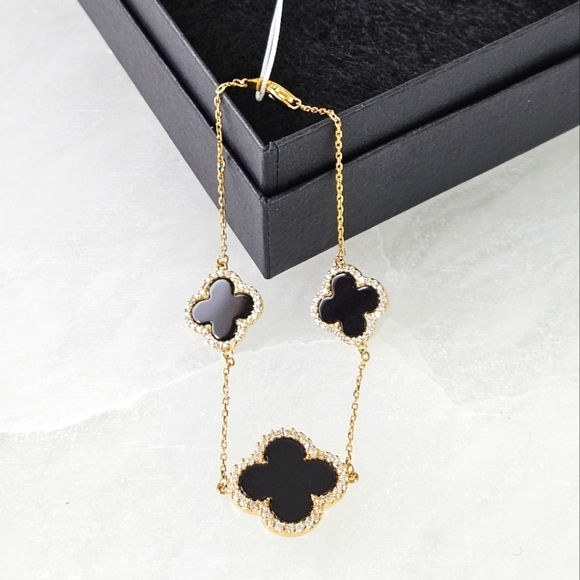 Rachel Zoe Jewelry - Rachel Zoe Three Clover Bracelet in Onyx and Gold Plated Sterling Silver NWT